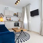 Lola - Zf Hvar Appartement